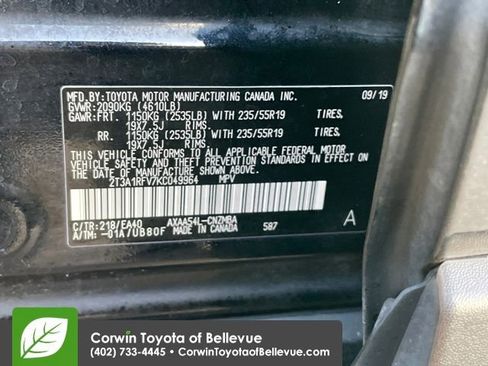 Used 2019 Toyota RAV4 XLE Premium image 29