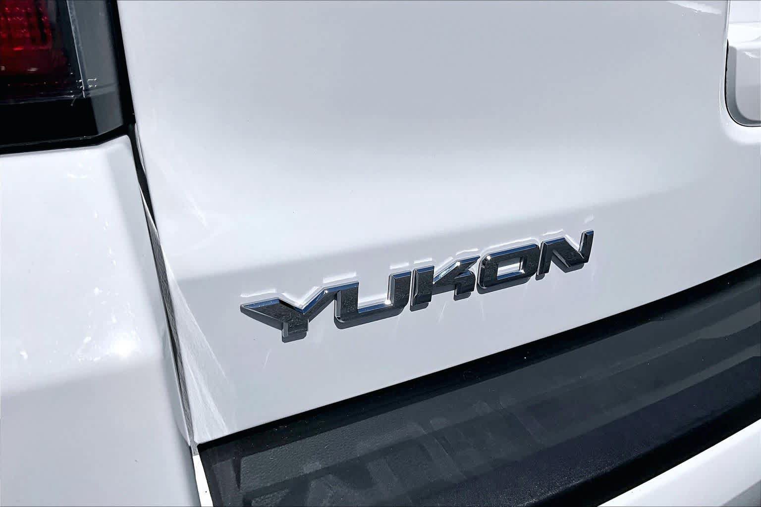 Used 2020 GMC Yukon SLT AWD/4WD image 30