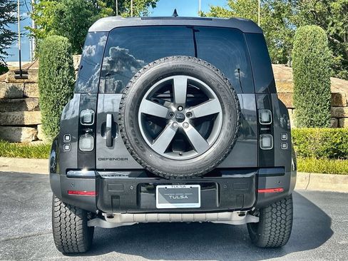 Used 2026 Land Rover Defender 110 S AWD/4WD image 4