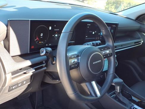 Used 2025 Hyundai Tucson SEL image 49