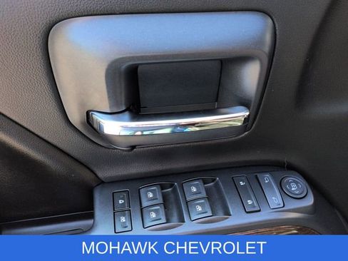 Used 2017 GMC Sierra 1500 SLE w/ Elevation Edition AWD/4WD image 22
