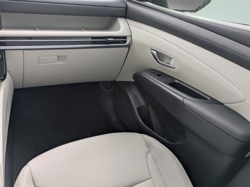 New 2026 Hyundai Tucson SEL image 18
