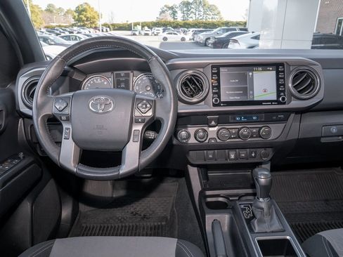 Certified 2023 Toyota Tacoma TRD Off-Road image 16