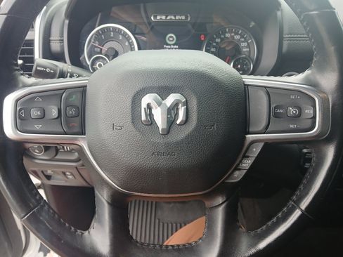 Used 2023 RAM 1500 Laramie AWD/4WD image 17