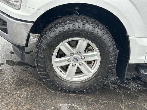 Used 2019 Ford F150 XLT w/ Trailer Tow Package image 6