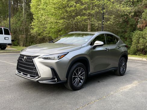 Used 2024 Lexus NX 250 FWD w/ Cold Area Package image 5