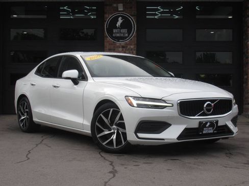 Used 2020 Volvo S60 T6 Momentum w/ Protection Package AWD/4WD image 2