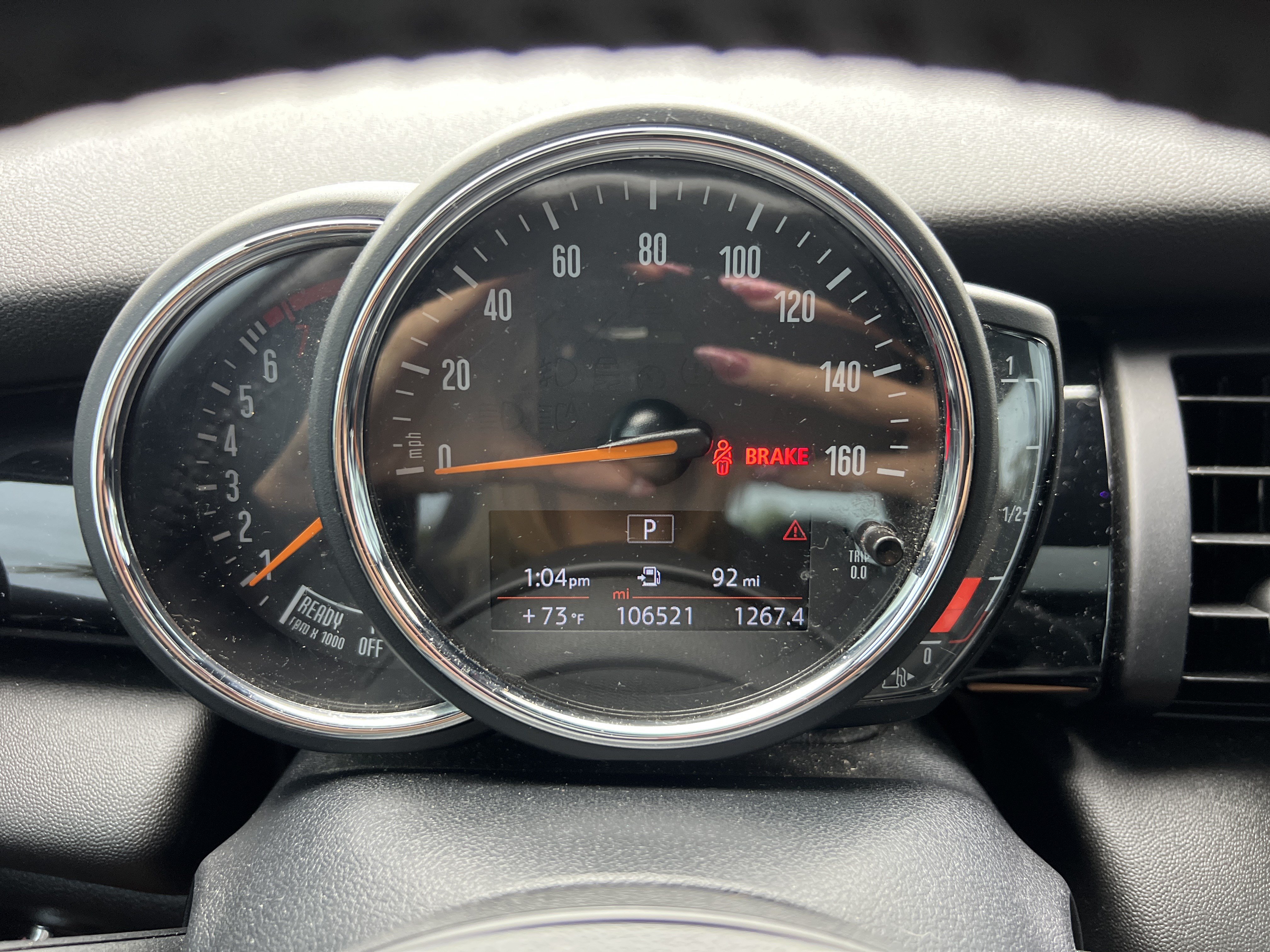 Used 2020 MINI Cooper 4-Door Hardtop w/ Premium Package FWD image 21