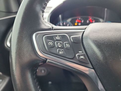 Used 2021 Chevrolet Equinox LT image 21