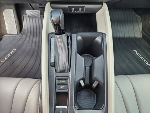 Used 2023 Honda Accord EX image 27