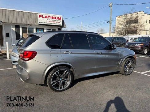 Used 2017 BMW X5 M image 2