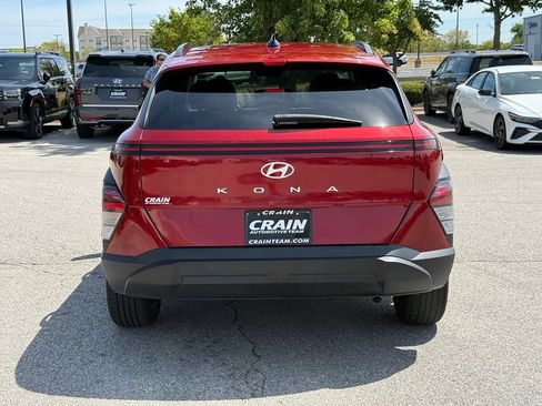 Used 2025 Hyundai Kona SEL FWD image 6