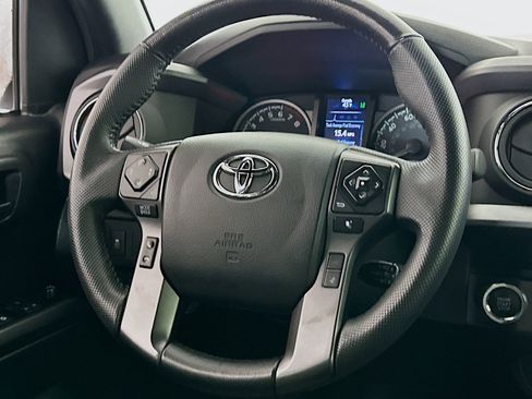 Used 2023 Toyota Tacoma TRD Sport image 8