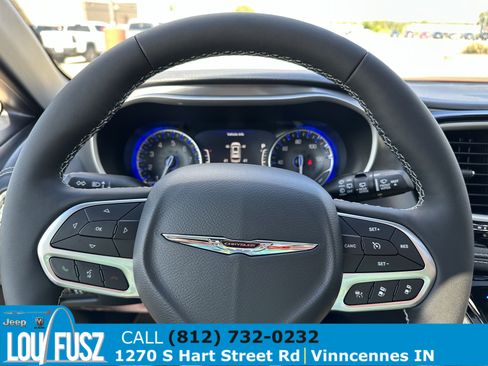 New 2026 Chrysler Pacifica Select image 16