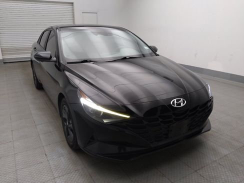 Used 2023 Hyundai Elantra SEL FWD image 14