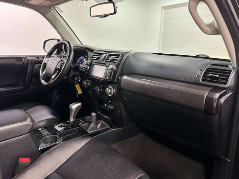 Used 2019 Toyota 4Runner TRD Pro AWD/4WD image 93