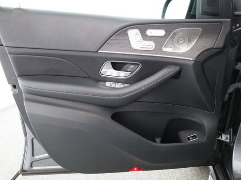 Used 2022 Mercedes-Benz GLE 350 4MATIC image 9