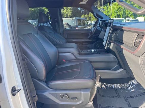 Used 2024 Ford Expedition Limited RWD image 26
