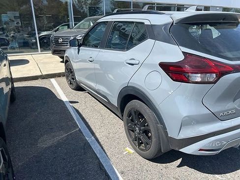 Certified 2021 Nissan Kicks SR w/ SR Premium Package image 13