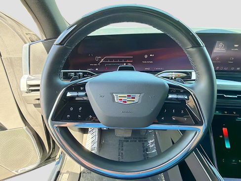 Certified 2025 Cadillac Escalade Sport AWD/4WD image 11