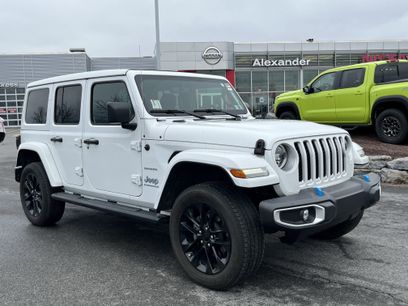 Used 2023 Jeep Wrangler Unlimited Sahara w/ Cold Weather Group