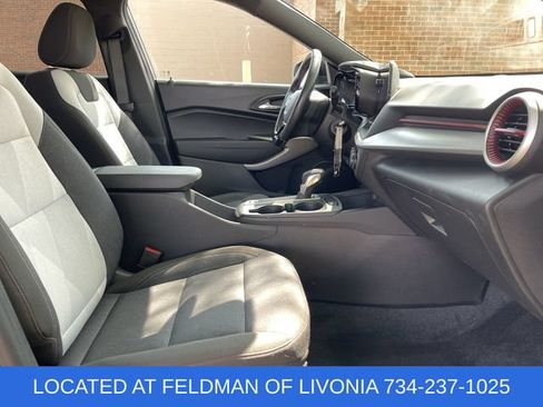 Certified 2024 Chevrolet Trax RS w/ Sunroof Package FWD image 26