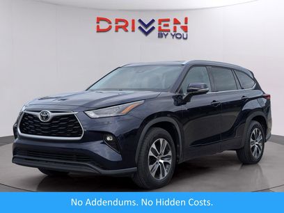 Used 2022 Toyota Highlander XLE