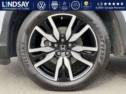 Used 2021 Honda Pilot Touring image 7