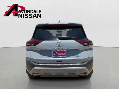 Certified 2021 Nissan Rogue SL FWD image 5