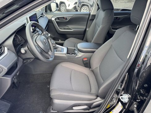 New 2025 Toyota RAV4 LE image 2