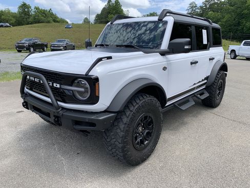 Used 2023 Ford Bronco Wildtrak AWD/4WD image 7