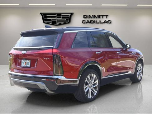 New 2026 Cadillac Vistiq Luxury AWD/4WD image 5