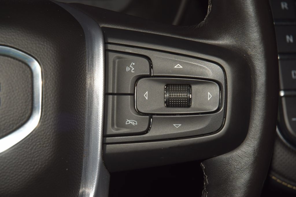 Used 2022 GMC Yukon SLT w/ SLT Luxury Package AWD/4WD image 40