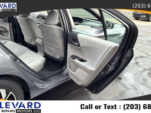 Used 2016 Honda Accord LX image 17