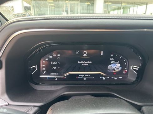 Used 2024 GMC Yukon Denali image 6