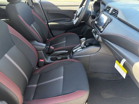 New 2025 Nissan Versa SR w/ Trunk Package FWD image 12