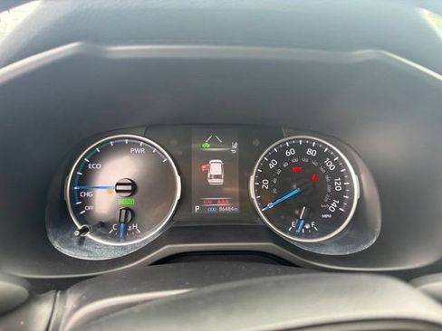 Used 2022 Toyota RAV4 XLE w/ Convenience Package AWD/4WD image 24