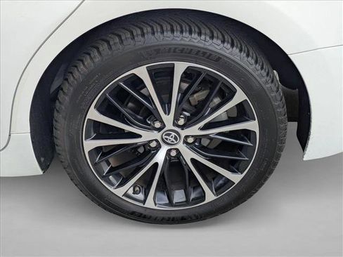 Used 2019 Toyota Camry SE FWD image 7