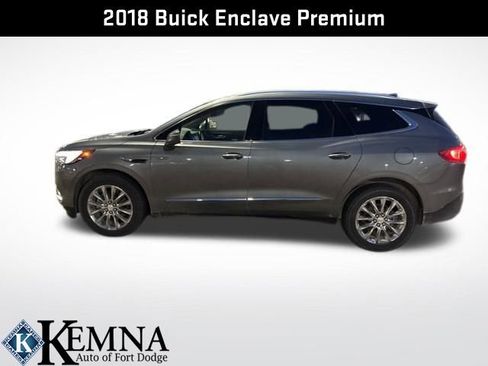 Used 2018 Buick Enclave Premium w/ Experience Buick Package image 10