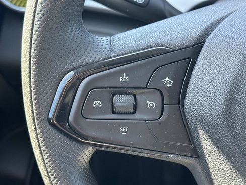 Certified 2024 Chevrolet Trax LT FWD image 21
