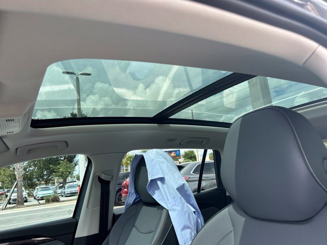 Certified 2026 Volkswagen Tiguan SE w/ Panoramic Sunroof Package FWD image 11