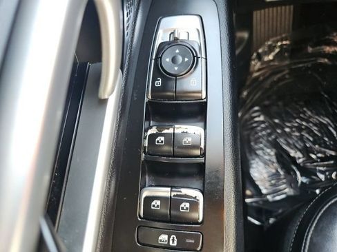 Used 2020 Kia Telluride S FWD image 23