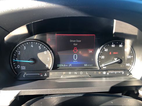 Used 2023 Ford Explorer XLT w/ Class IV Trailer Tow Package image 8