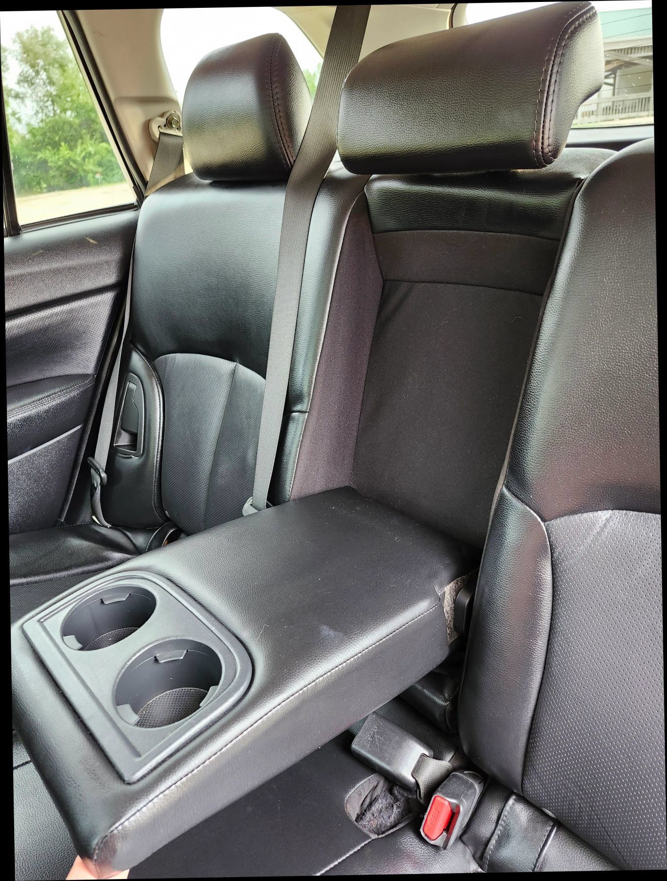 Used 2013 Subaru Outback 3.6R Limited AWD/4WD image 16