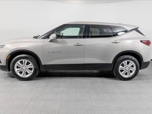 Used 2021 Chevrolet Blazer LT FWD image 3