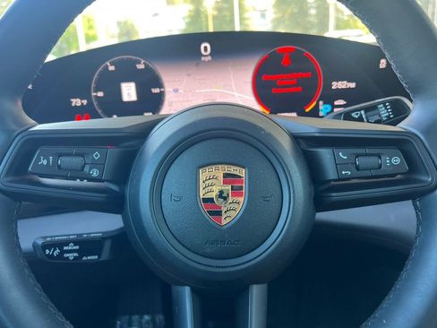 Used 2021 Porsche Taycan 4S image 22