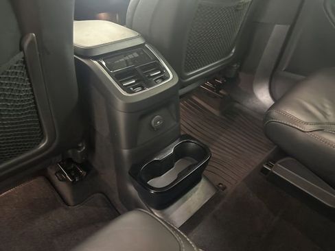 Used 2021 Volvo XC90 T8 Inscription w/ Climate Package image 21