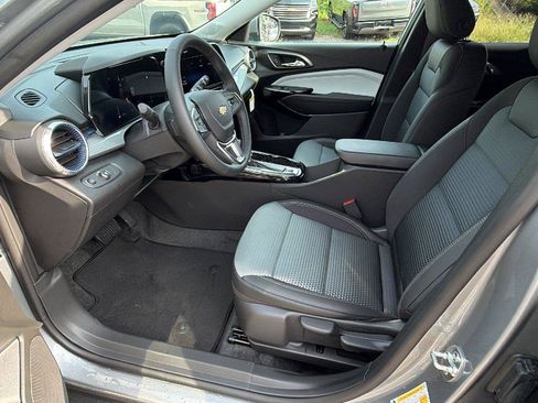 New 2026 Chevrolet Trax LT FWD image 15