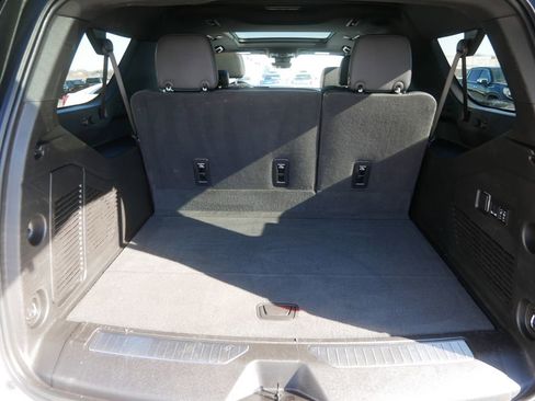 Certified 2025 GMC Yukon XL AT4 w/ AT4 Premium Package image 10