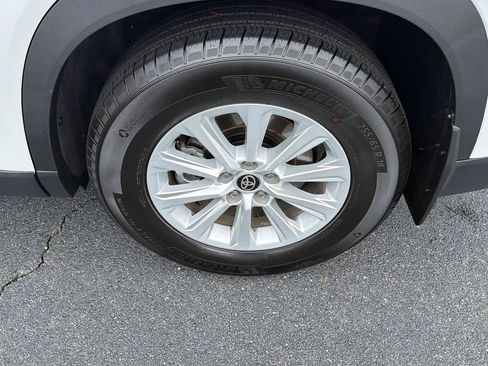 Used 2025 Toyota Grand Highlander FWD image 38
